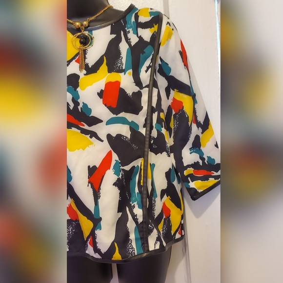 Printed pattern blouse - Picture 3 of 6